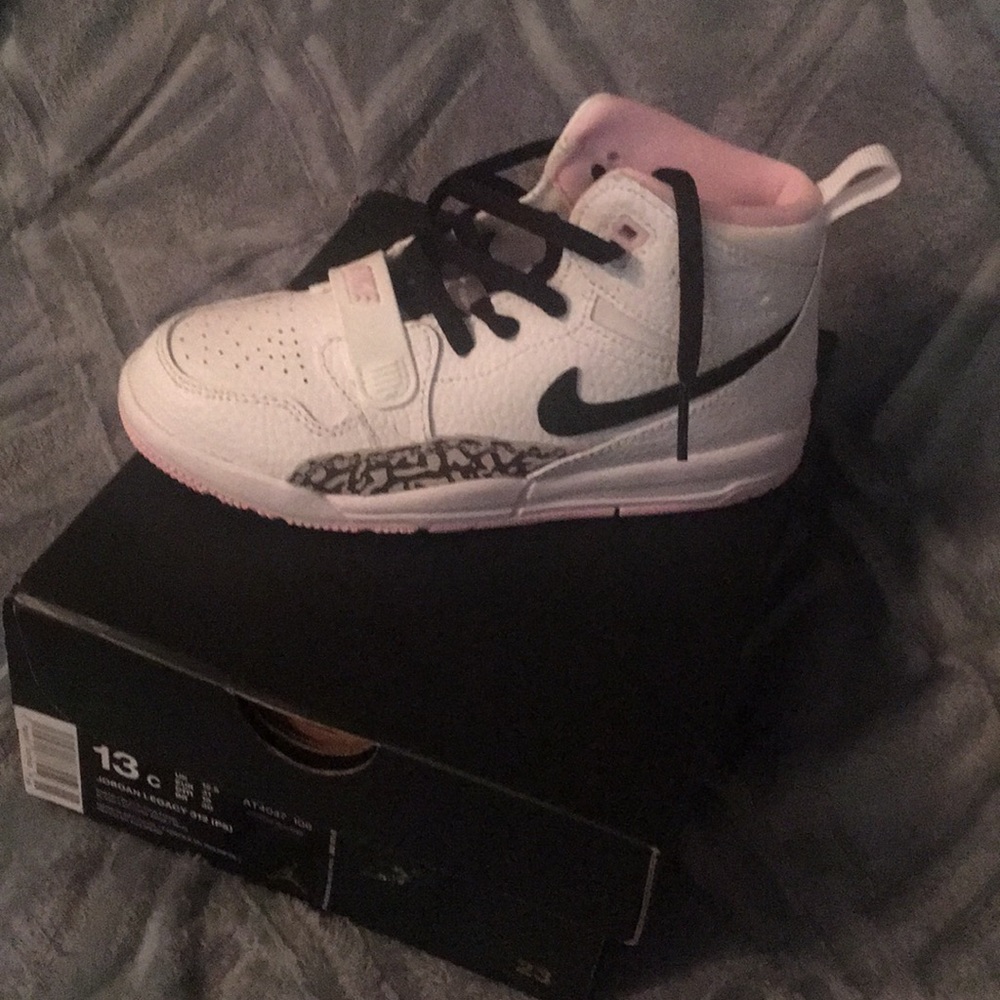 Kid shoes